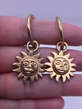 Vintage Gold Sun Face Hoop Drop Earrings